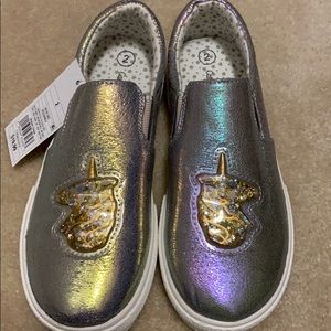 New girls cat & jack sneakers size 2